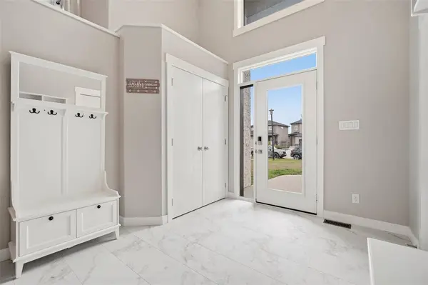 138 Saint Andrews WAY, Niverville, MB R0A 0A1