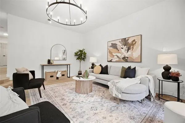 465 Golf BLVD, Winnipeg, MB R3K 1B9