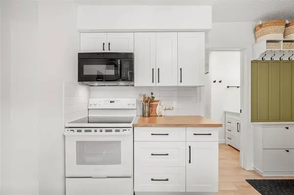 39068 Dawson RD, Ste Anne Rm, MB R5H 1R2