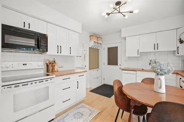 39068 Dawson RD, Ste Anne Rm, MB R5H 1R2
