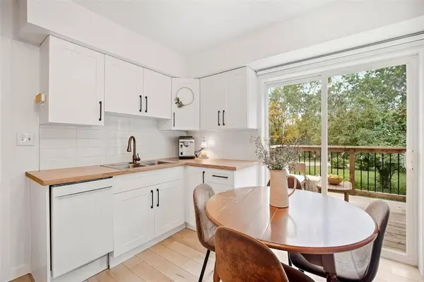 39068 Dawson RD, Ste Anne Rm, MB R5H 1R2