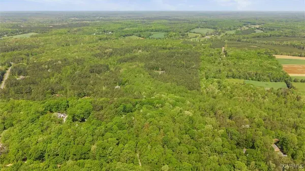 2948 Stone Creek DR, Sandy Hook, VA 23153