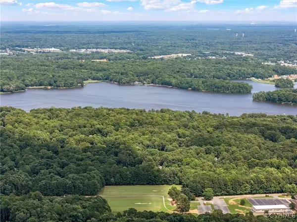 5319 Chestnut Bluff TER, Midlothian, VA 23112