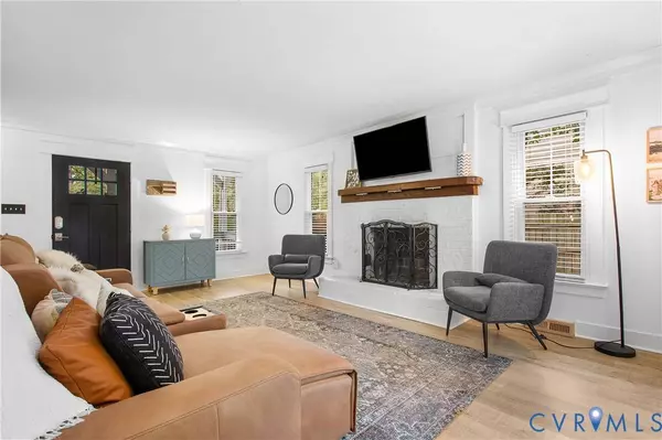 32 Mistywood RD, Chesterfield, VA 23236