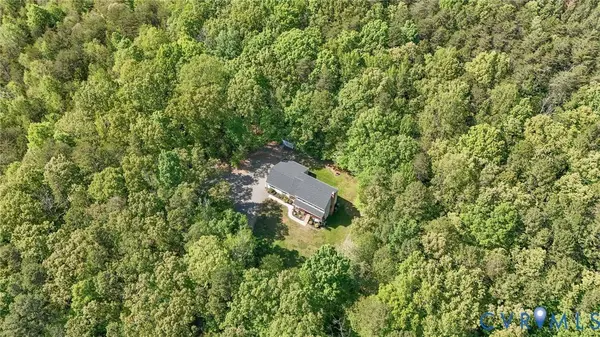 2593 Holly Grove DR, Bumpass, VA 23024