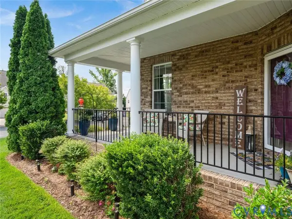 9521 Lyndon CIR, Mechanicsville, VA 23116