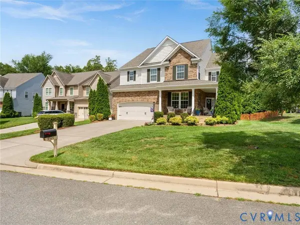9521 Lyndon CIR, Mechanicsville, VA 23116