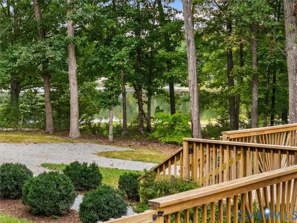 249 Angle AVE, Gum Spring, VA 23065