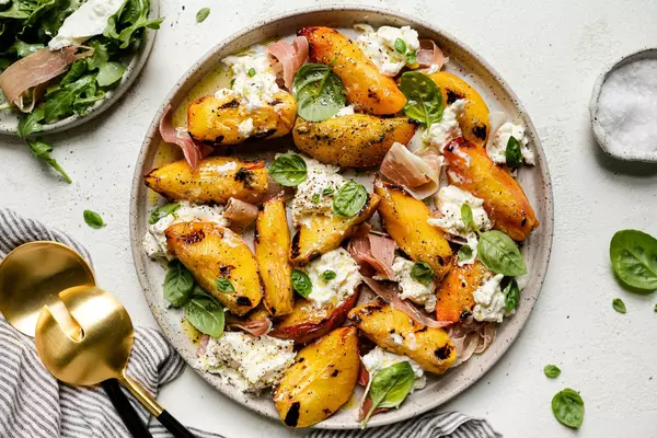 A Taste of Togetherness: Grilled Peach & Burrata Salad