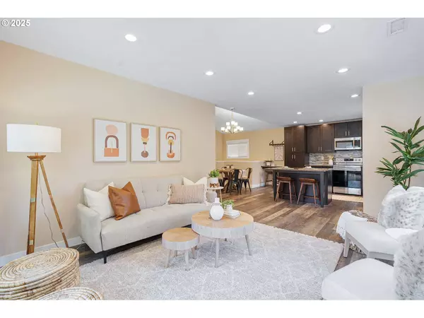 2705 N HUNT ST, Portland, OR 97217