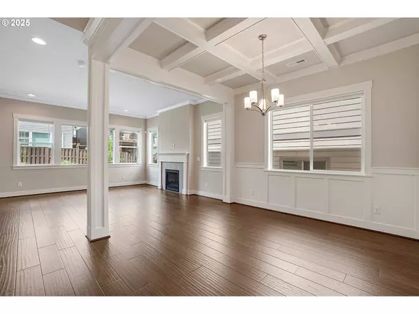 16803 SW SNOWDALE ST, Beaverton, OR 97007