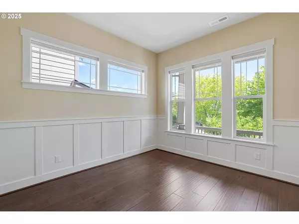 16803 SW SNOWDALE ST, Beaverton, OR 97007