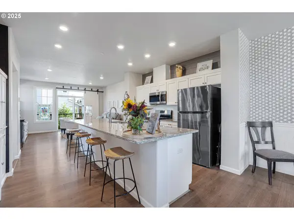 28700 SW VILLEBOIS DR N, Wilsonville, OR 97070