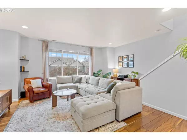 18718 SW 91ST TER, Tualatin, OR 97062