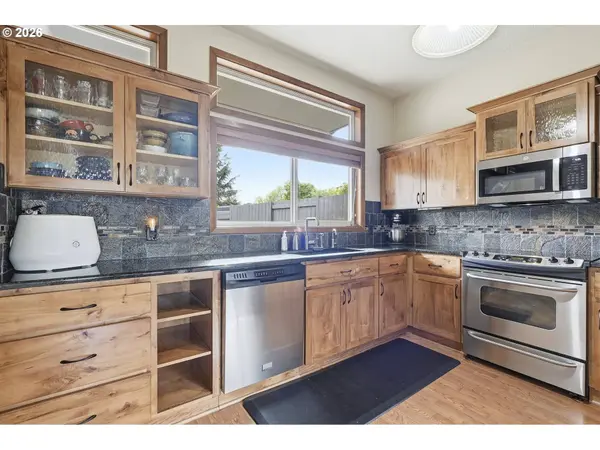 28612 SW ASH MEADOWS BLVD #30, Wilsonville, OR 97070