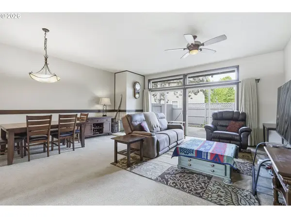 28612 SW ASH MEADOWS BLVD #30, Wilsonville, OR 97070