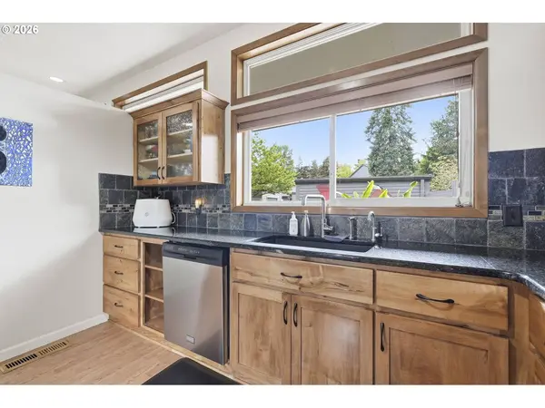 28612 SW ASH MEADOWS BLVD #30, Wilsonville, OR 97070