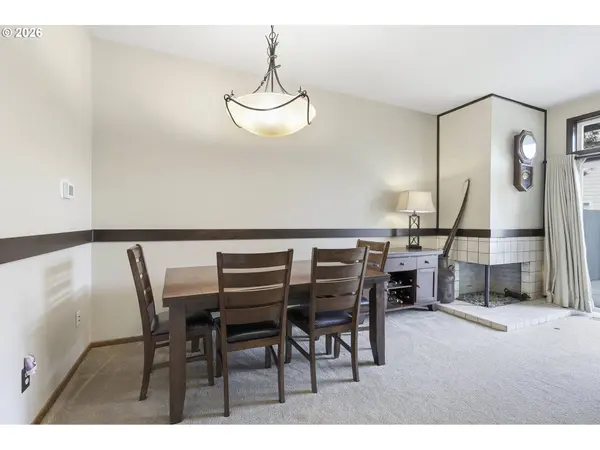 28612 SW ASH MEADOWS BLVD #30, Wilsonville, OR 97070