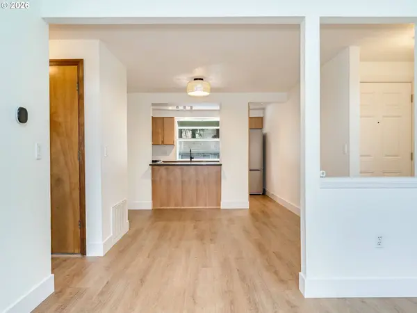 11990 SW CORBY DR, Portland, OR 97225