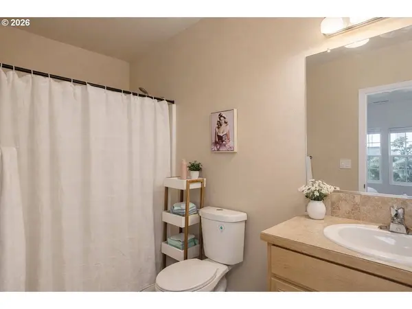 1996 HAWKSVIEW AVE SE, Salem, OR 97306