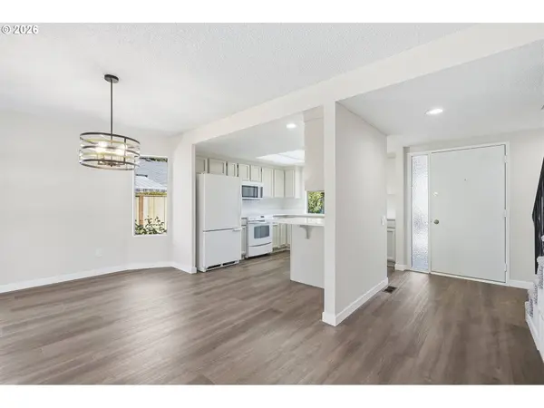9445 SW SUMMERFIELD DR, Tigard, OR 97224