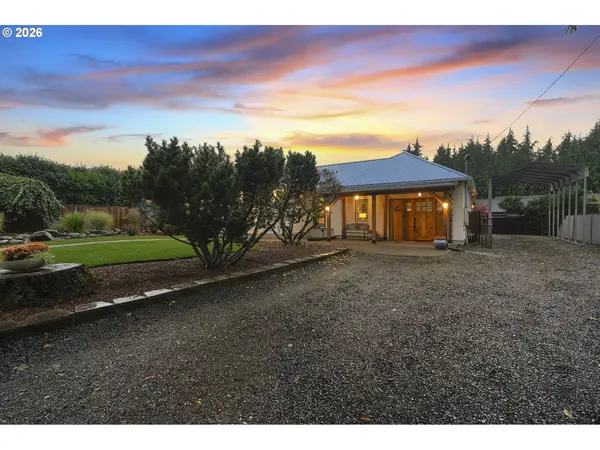 17145 STRAUSS AVE, Sandy, OR 97055