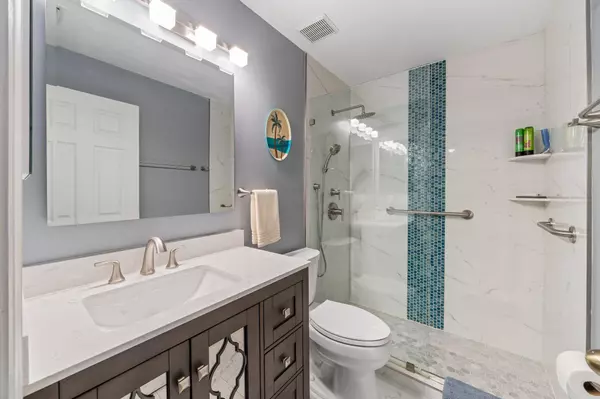 69 Gables BLVD, Weston, FL 33326