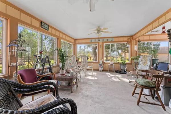 1327 W STATE ROAD 40, Pierson, FL 32180