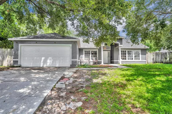 725 W 9TH ST, Deltona, FL 32725