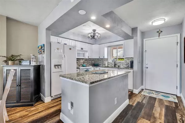 2860 OCEAN SHORE BLVD #1030, Ormond Beach, FL 32176