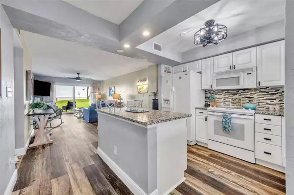 2860 OCEAN SHORE BLVD #1030, Ormond Beach, FL 32176