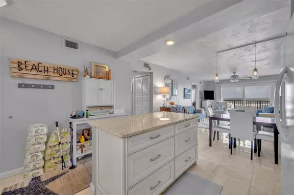 2860 OCEAN SHORE BLVD #3030, Ormond By The Sea, FL 32176