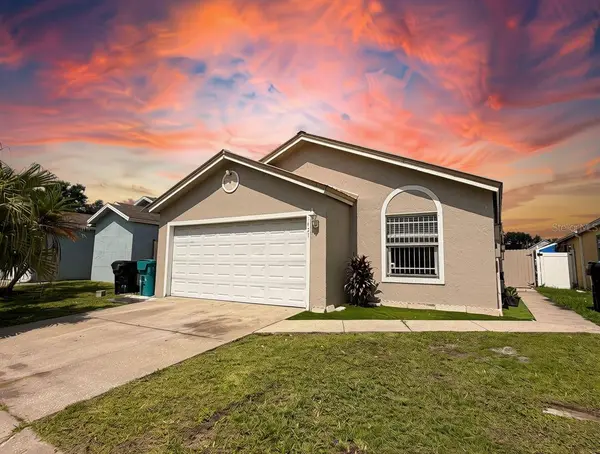 5427 CEDAR LN