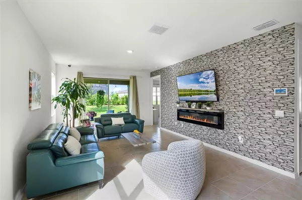 3435 YELLOWTOP LOOP, Clermont, FL 34714