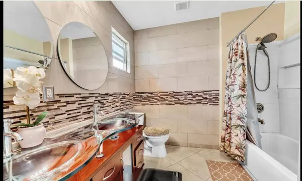 848 SE 3rd, Belle Glade, FL 33430
