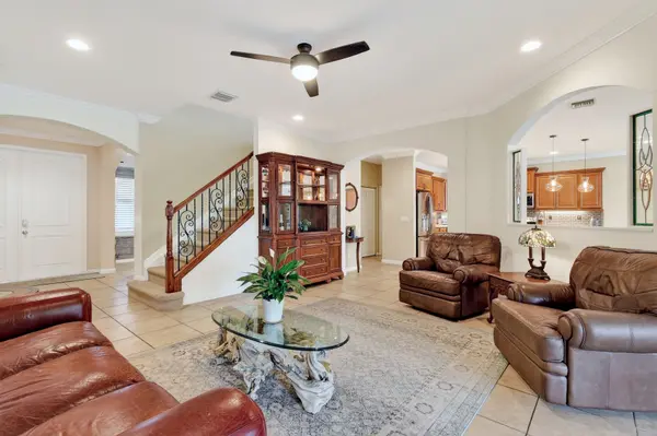 476 NW Windflower Terrace, Jensen Beach, FL 34957