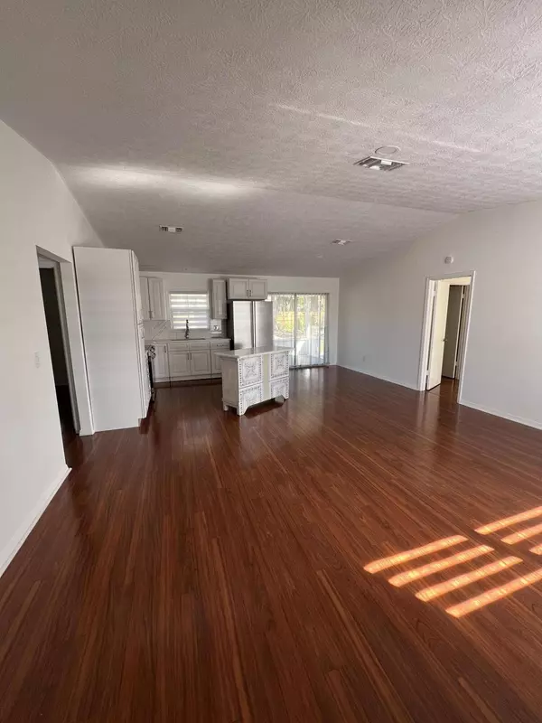 1757 SW Ocean Cove AVE, Port Saint Lucie, FL 34953