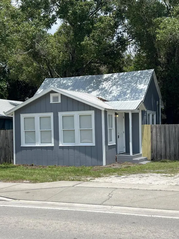 120 N 13th ST, Fort Pierce, FL 34950
