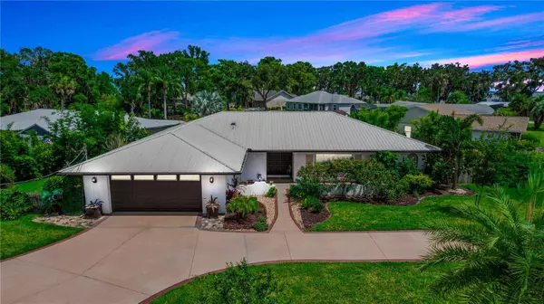 225 TEMPLE CIR, Eustis, FL 32726