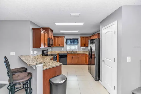 4510 BARBUDA DR, Tavares, FL 32778