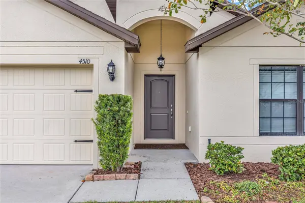 4510 BARBUDA DR, Tavares, FL 32778