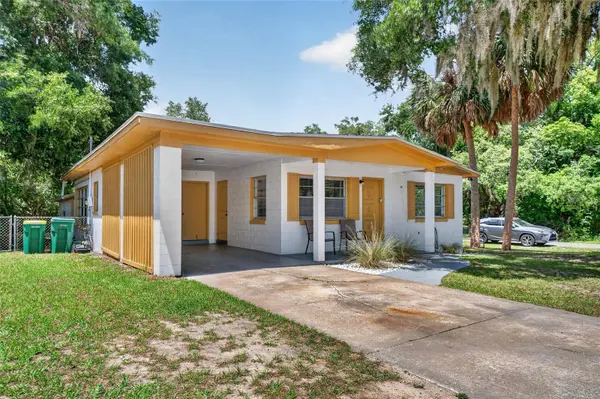 529 E GOTTSCHE AVE, Eustis, FL 32726