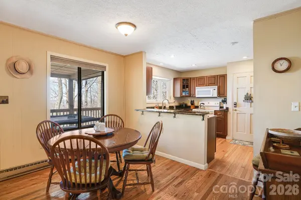 170 Lucas LN, Mars Hill, NC 28754