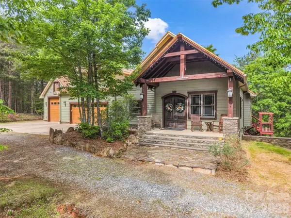 174 Rock RDG, Lake Lure, NC 28746