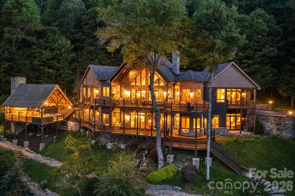 640 Overlook DR, Mars Hill, NC 28754