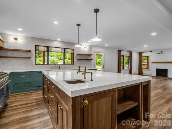 6651 US 64/74A HWY, Lake Lure, NC 28746