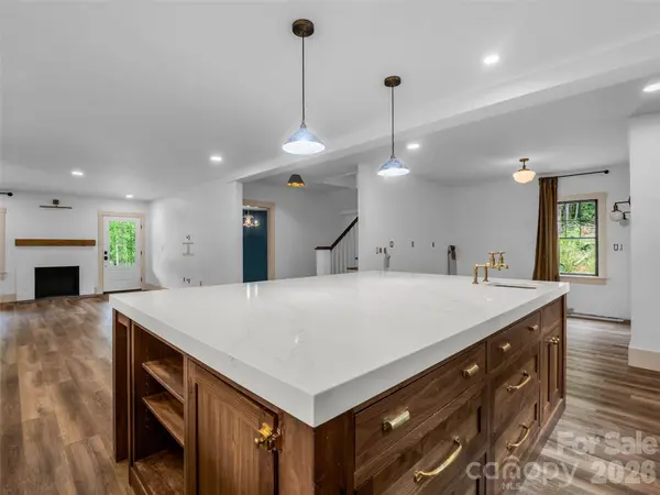 6651 US 64/74A HWY, Lake Lure, NC 28746