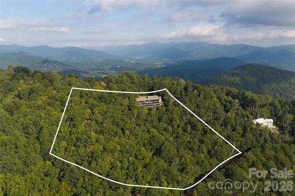 28 Peach Knob DR, Asheville, NC 28804
