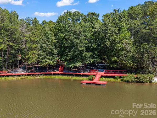 106 Lake Terrace DR, Nebo, NC 28761