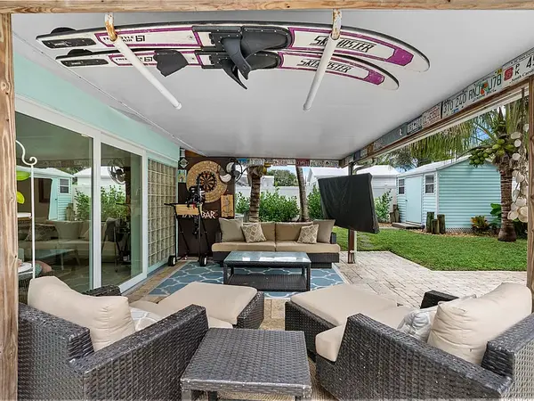 1521 Venus Ave, Jupiter, FL 33469-3110